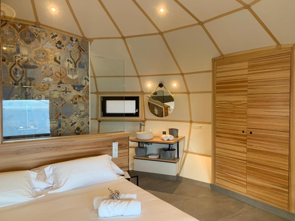Hotel Glamping Do Mar à Baiona Extérieur photo
